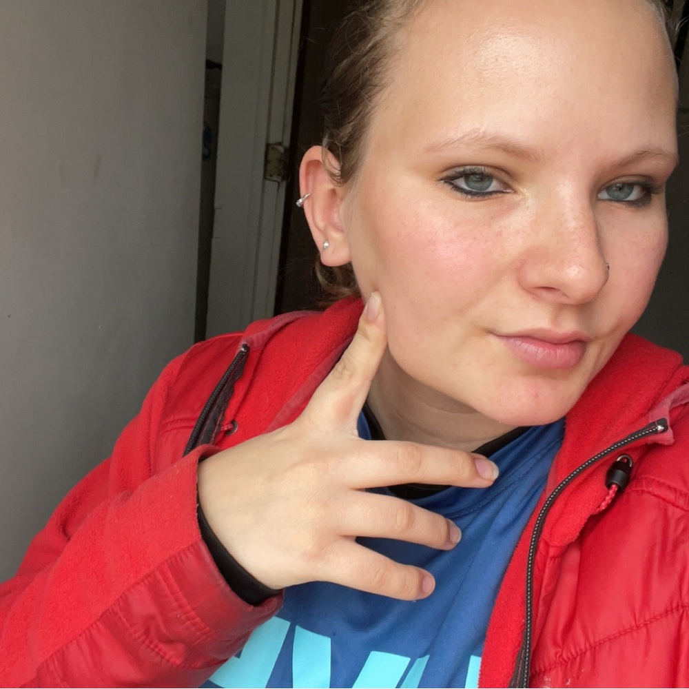 Meet your Posher, Teah